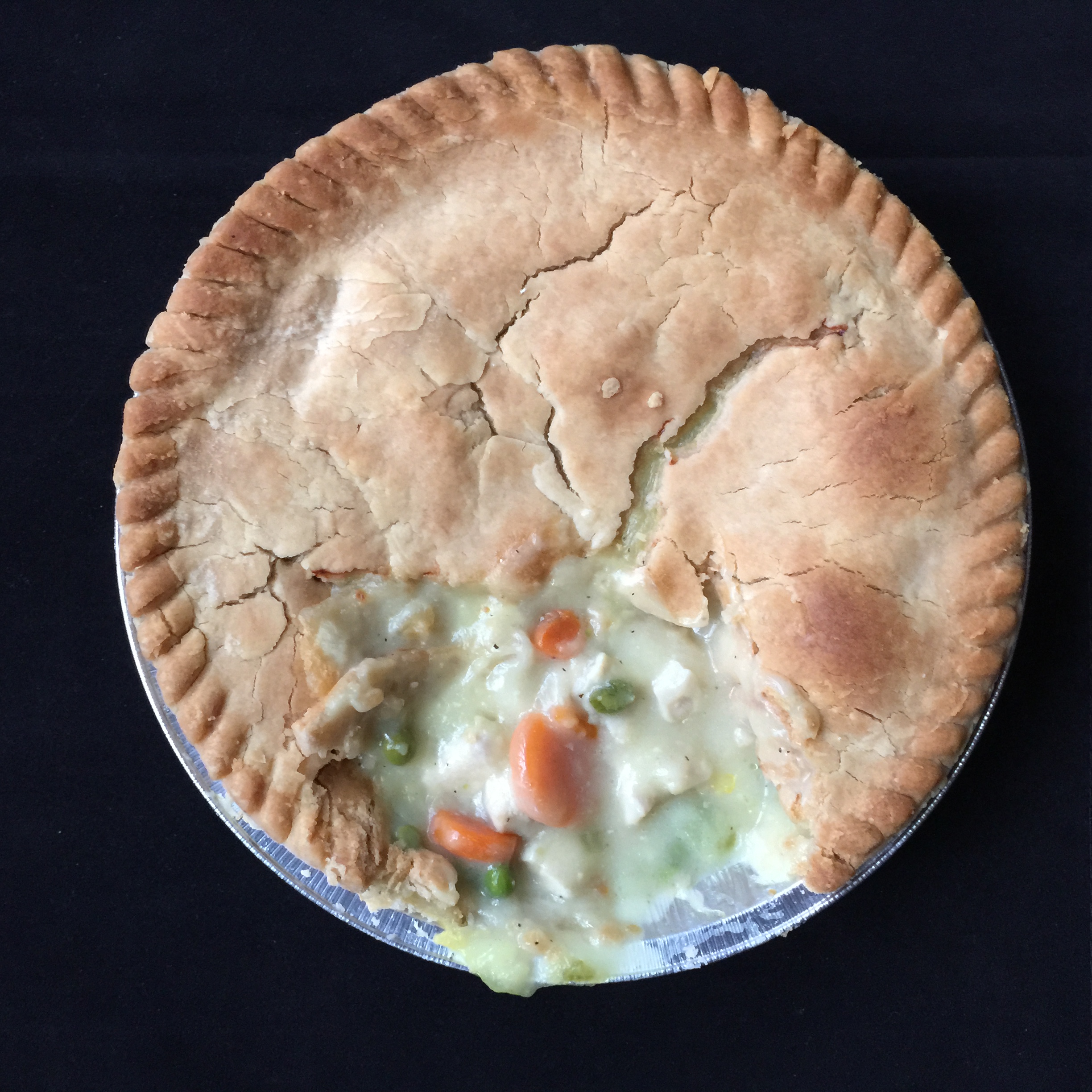 Warm up this winter with Marie Callender's Chicken Pot Pie! © Rachel Hull www.roastedbeanz.com #PotPiePlease #Ad #Cbias #Shop